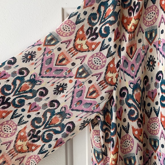 Torrid Size 00 High-Low Bell Sleeved Kimono - Picture 2 of 5